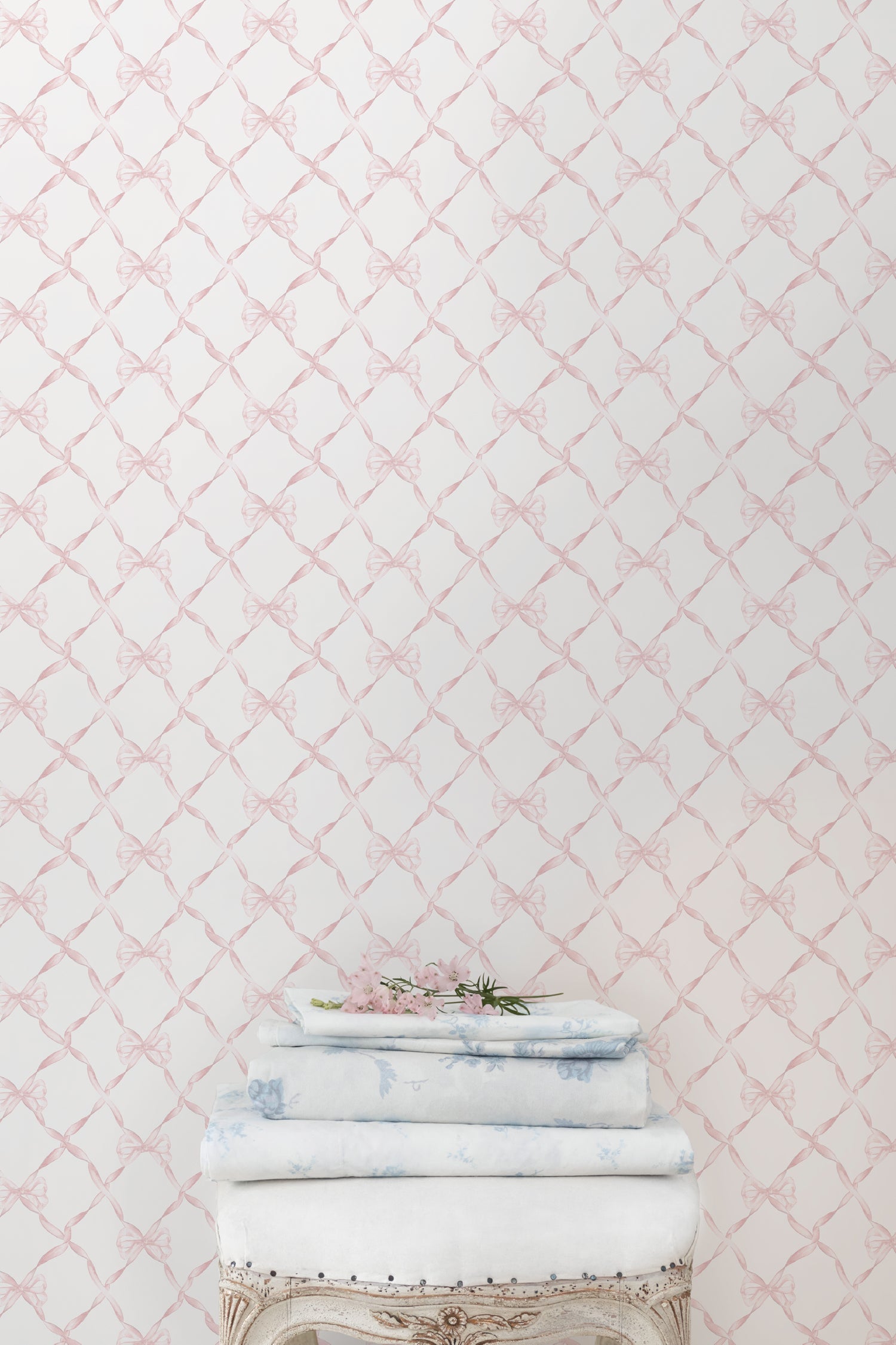 Baby Bow Faded Primrose Standard Wallpaper