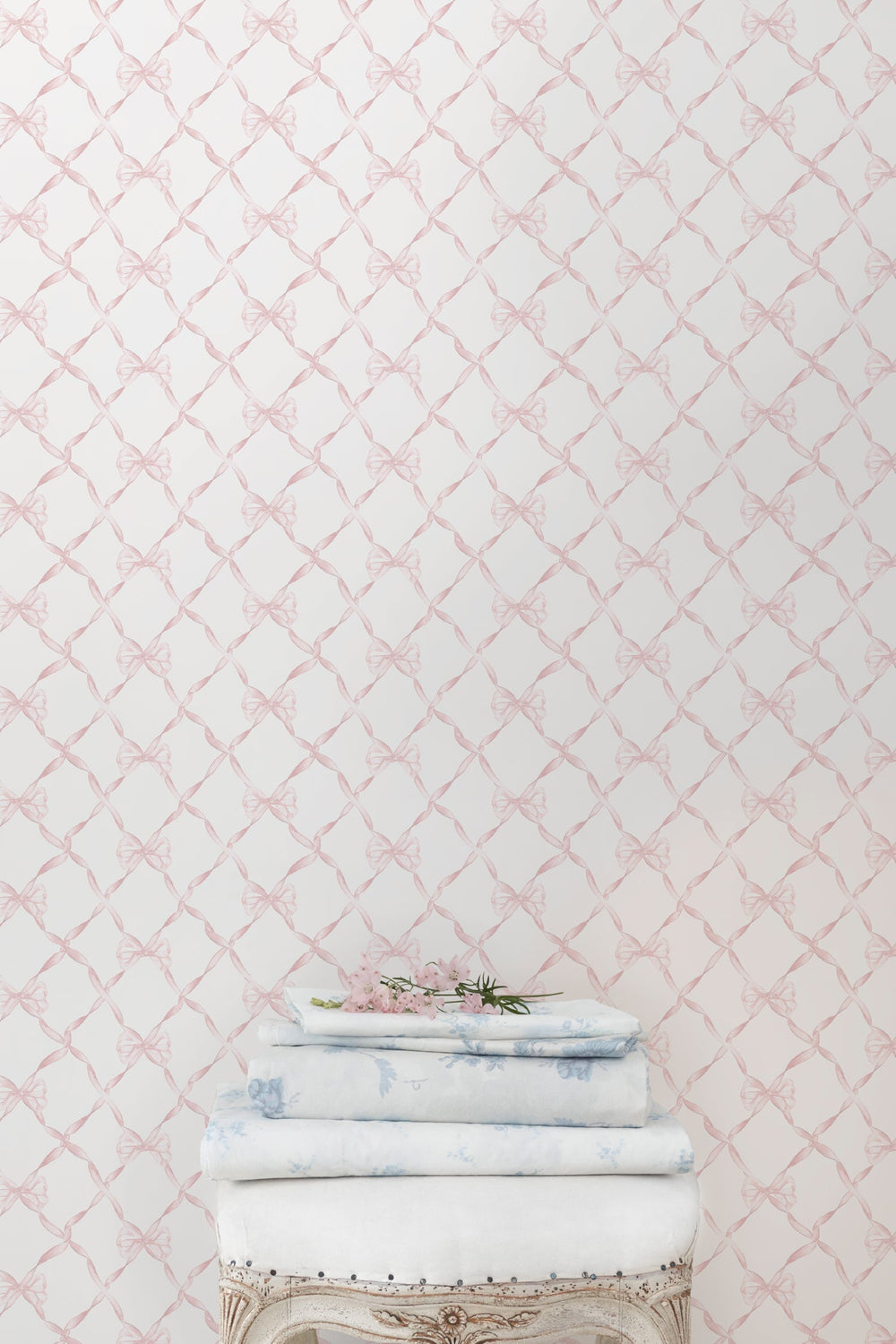 Baby Bow Faded Primrose Standard Wallpaper